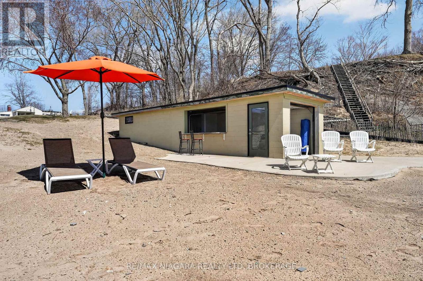 239 Pleasant Beach Road, Port Colborne (Sherkston), Ontario L0S 1R0 - Photo 30 - X12991784