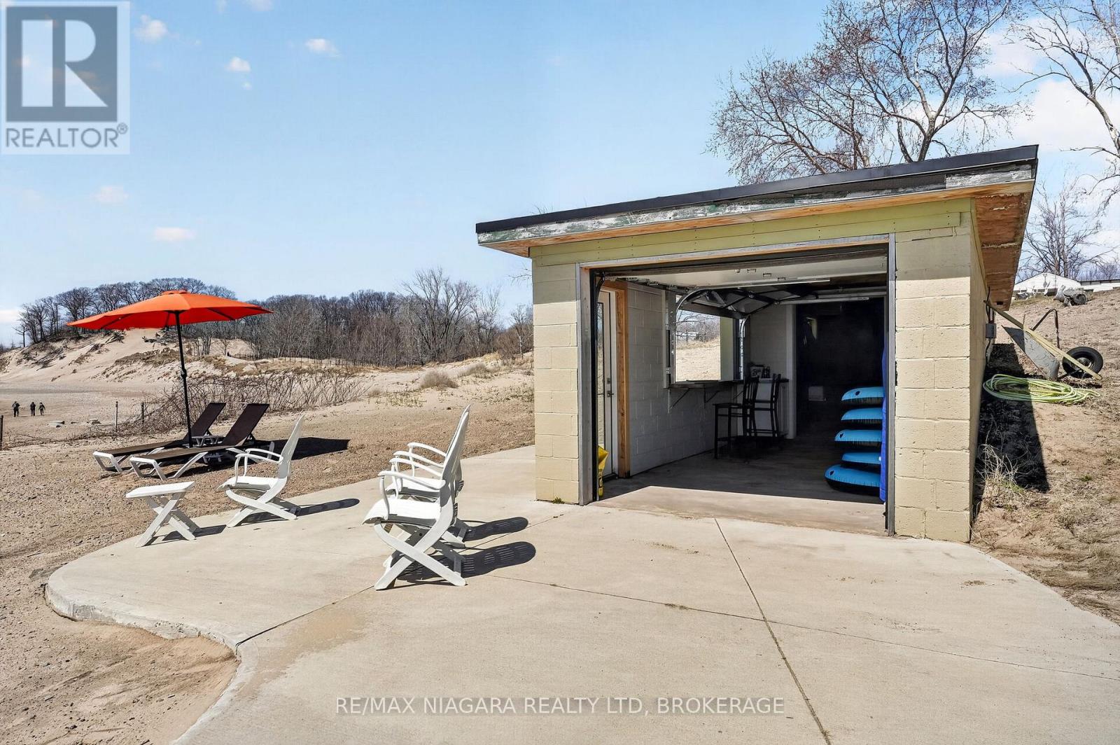 239 Pleasant Beach Road, Port Colborne (Sherkston), Ontario L0S 1R0 - Photo 31 - X12991784