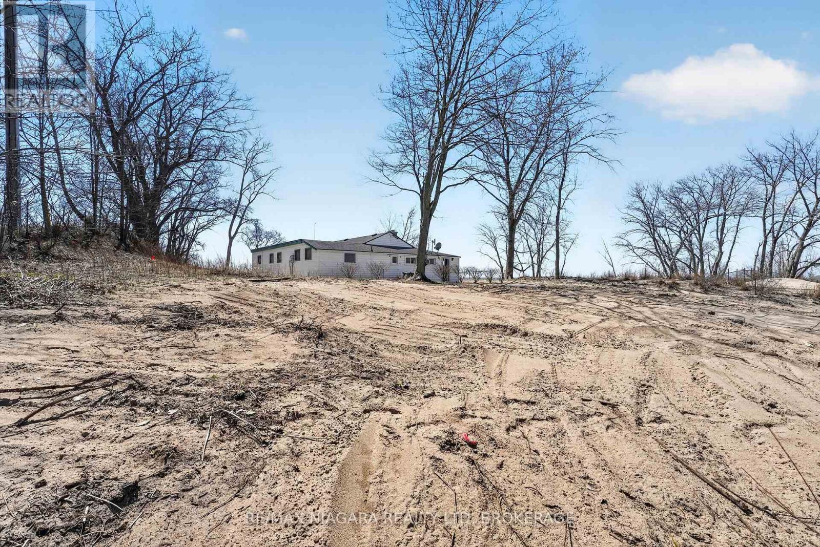 239 Pleasant Beach Road, Port Colborne (Sherkston), Ontario L0S 1R0 - Photo 37 - X12991784