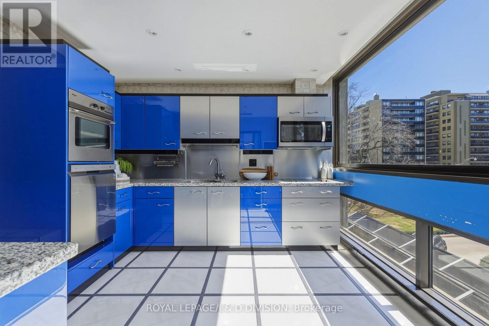 203 - 150 Heath Street W, Toronto, Ontario  M4V 2Y4 - Photo 12 - C12991288