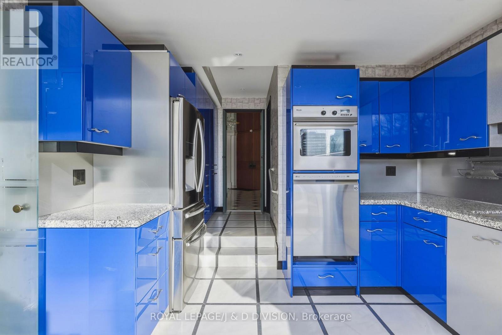 203 - 150 Heath Street W, Toronto, Ontario  M4V 2Y4 - Photo 13 - C12991288