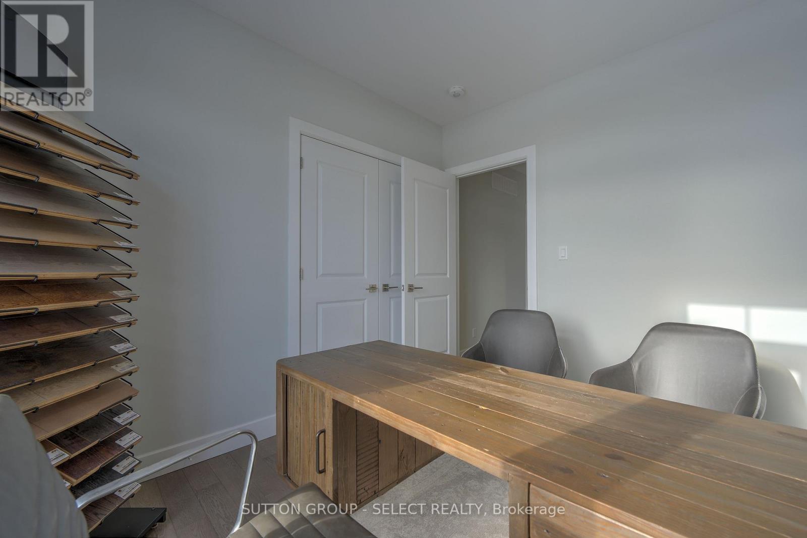 Photo 27 of 38 for 19 Lois Court