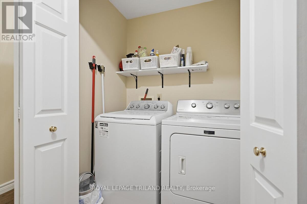 27 - 5 Cadeau Terrace, London South, Ontario  N6K 4H1 - Photo 21 - X12928008