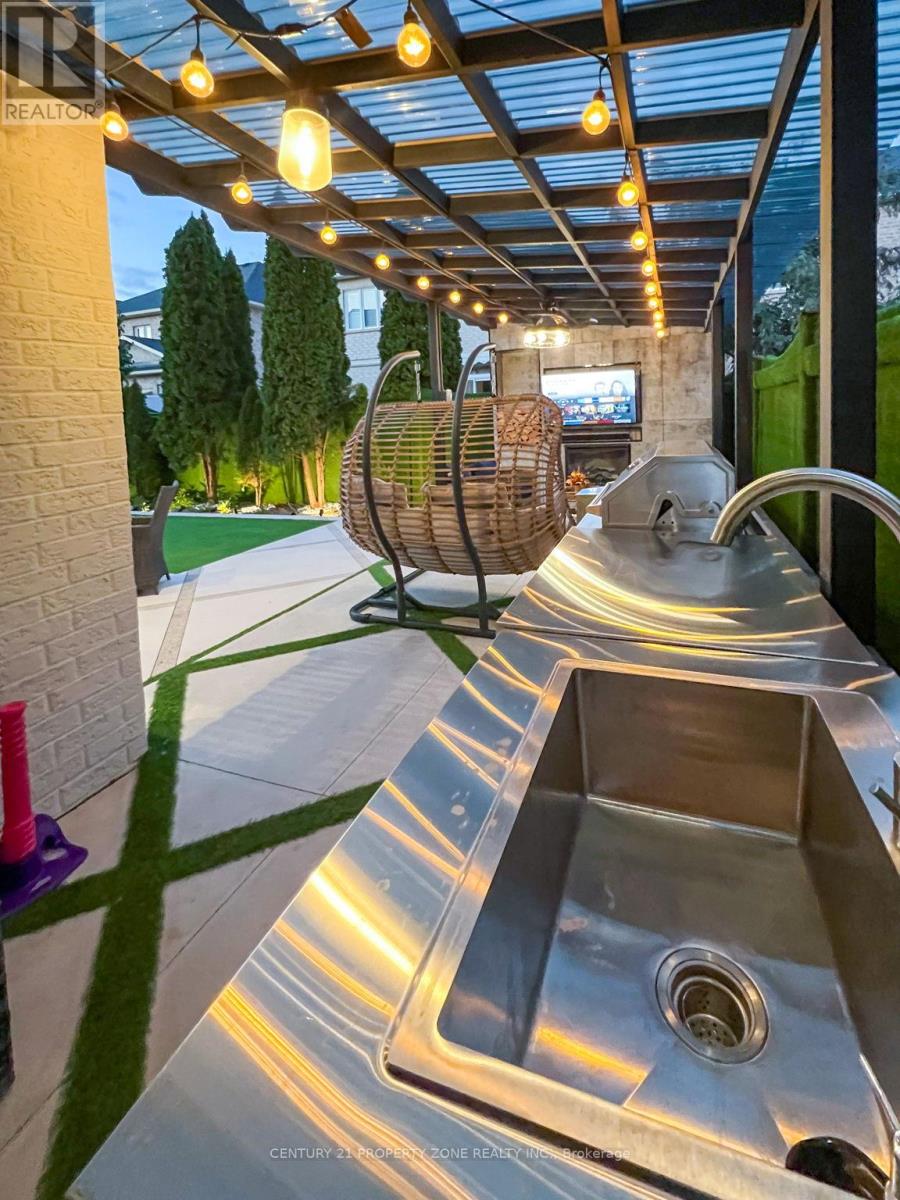 30 Grouse Lane, Brampton, Ontario L6Y 5L1 - Photo 45 - W12926576