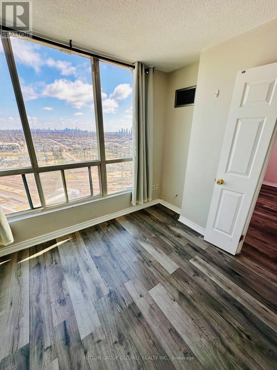 2205 - 101 Subway Crescent, Toronto, Ontario  M9B 6K4 - Photo 16 - W12979872