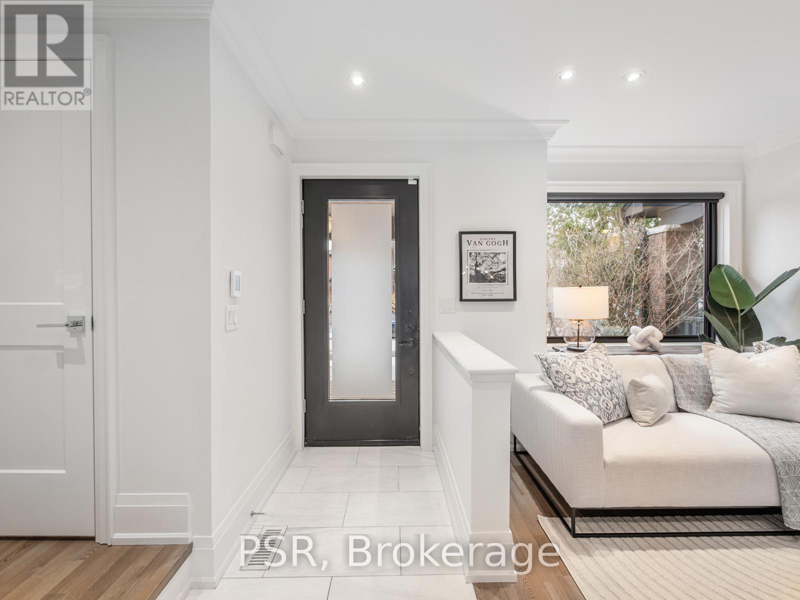 163 Arlington Avenue, Toronto, Ontario  M6C 2Z3 - Photo 12 - C12991662