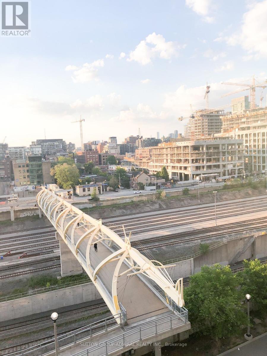 820 - 151 Dan Leckie Way, Toronto, Ontario M5V 4B2 - Photo 11 - C12991748