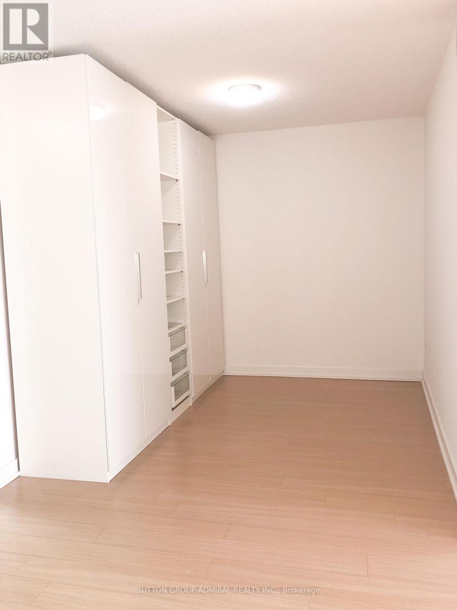 820 - 151 Dan Leckie Way, Toronto, Ontario M5V 4B2 - Photo 5 - C12991748