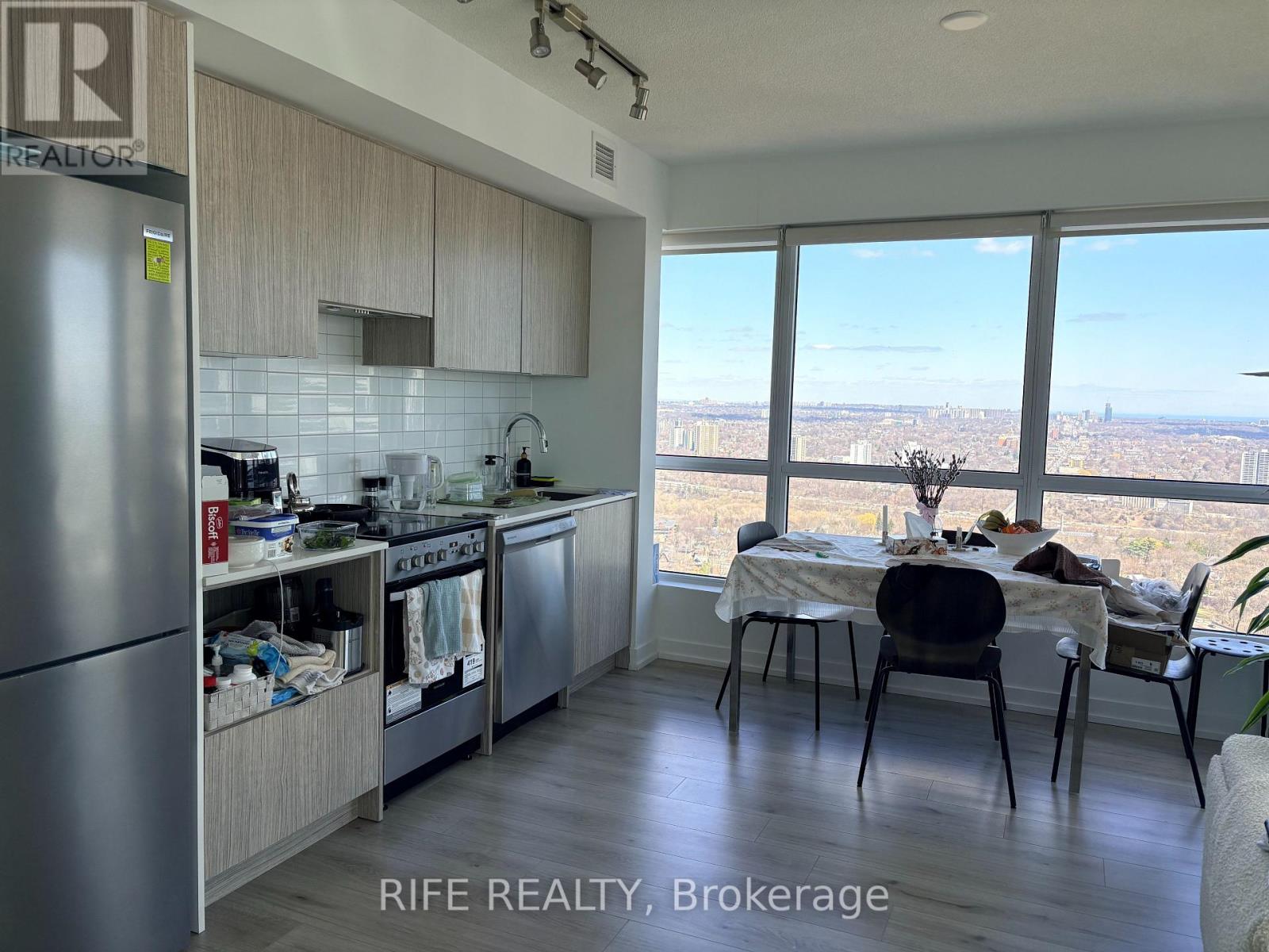 4010 - 395 Bloor Street E, Toronto, Ontario  M4W 1H7 - Photo 3 - C12991792