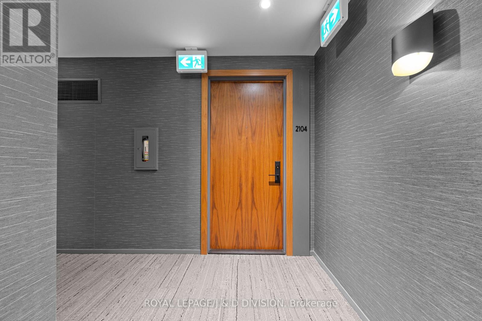 2104 - 99 Foxbar Road, Toronto, Ontario  M4V 0B2 - Photo 26 - C12991818