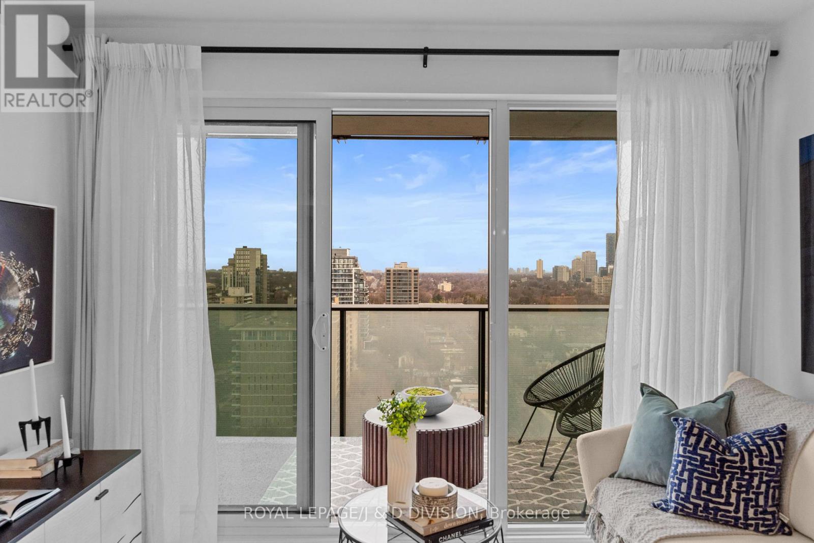 2104 - 99 Foxbar Road, Toronto, Ontario  M4V 0B2 - Photo 3 - C12991818