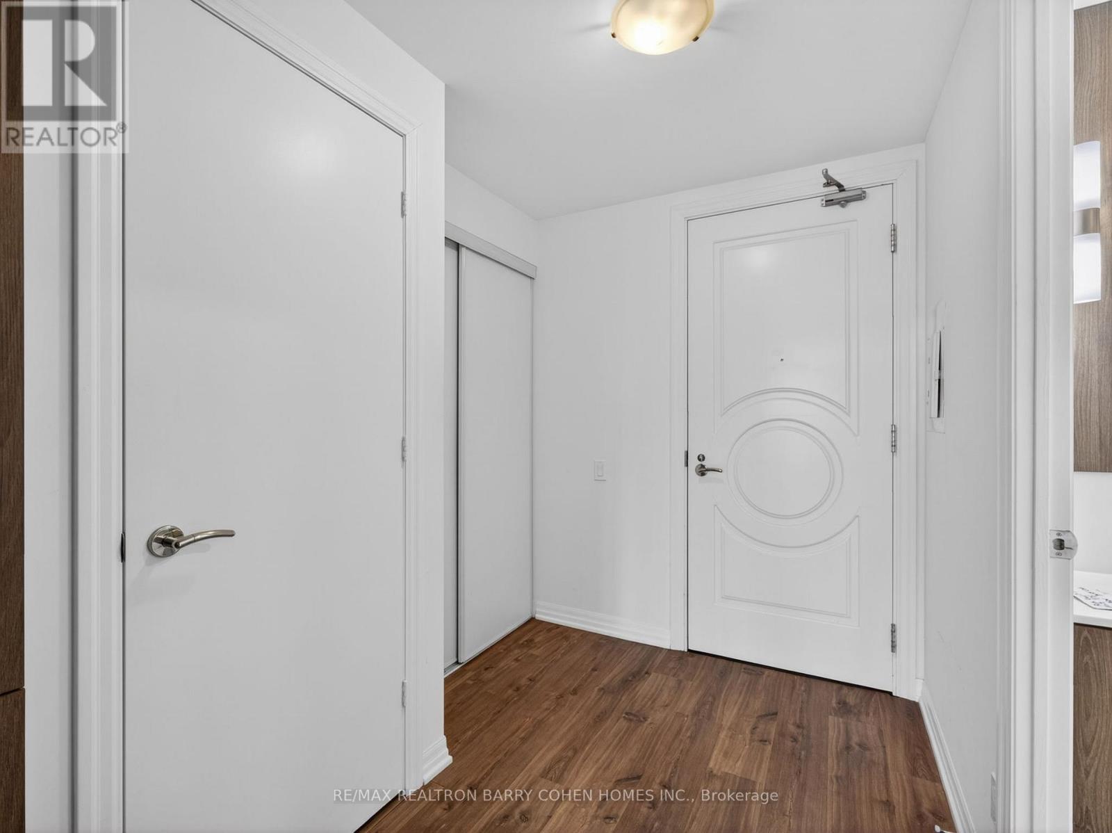 1115 - 88 Blue Jays Way, Toronto, Ontario  M5V 0L7 - Photo 3 - C12991890