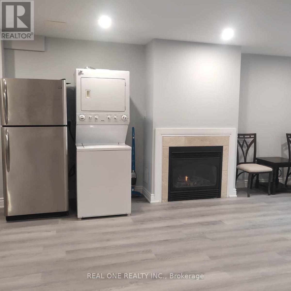 Lower - 177 Norton Avenue, Toronto, Ontario  M2N 4A8 - Photo 11 - C12991902