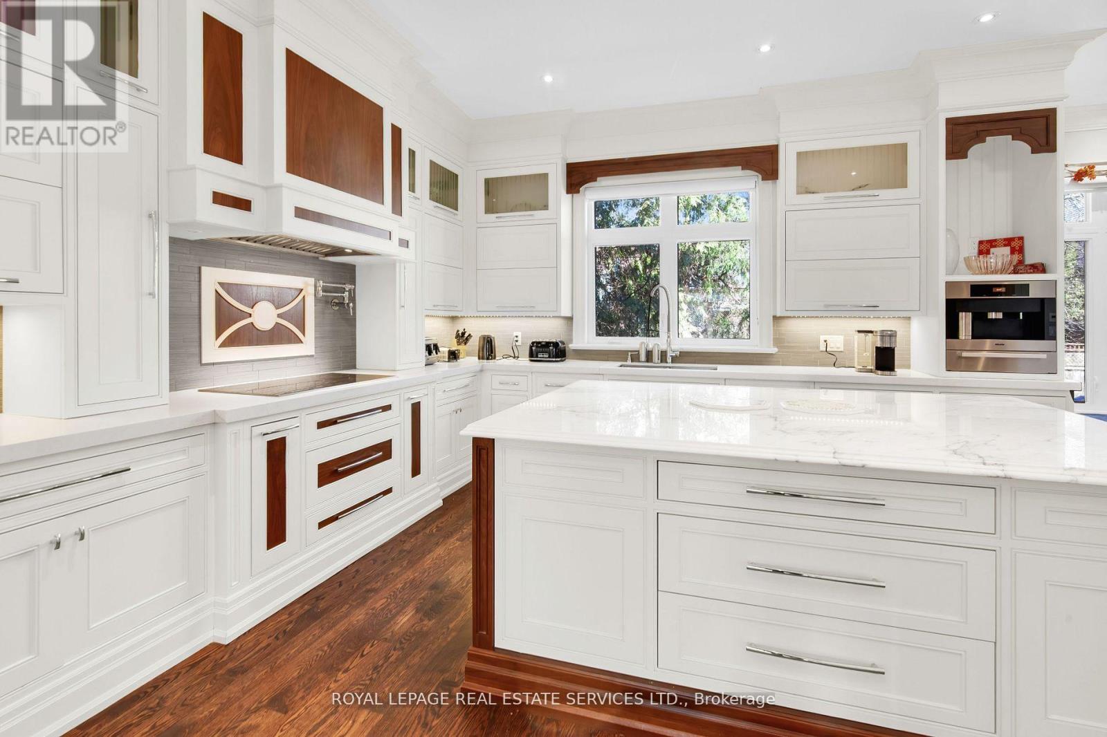 538 Melrose Avenue, Toronto, Ontario  M5M 2A3 - Photo 8 - C12991912