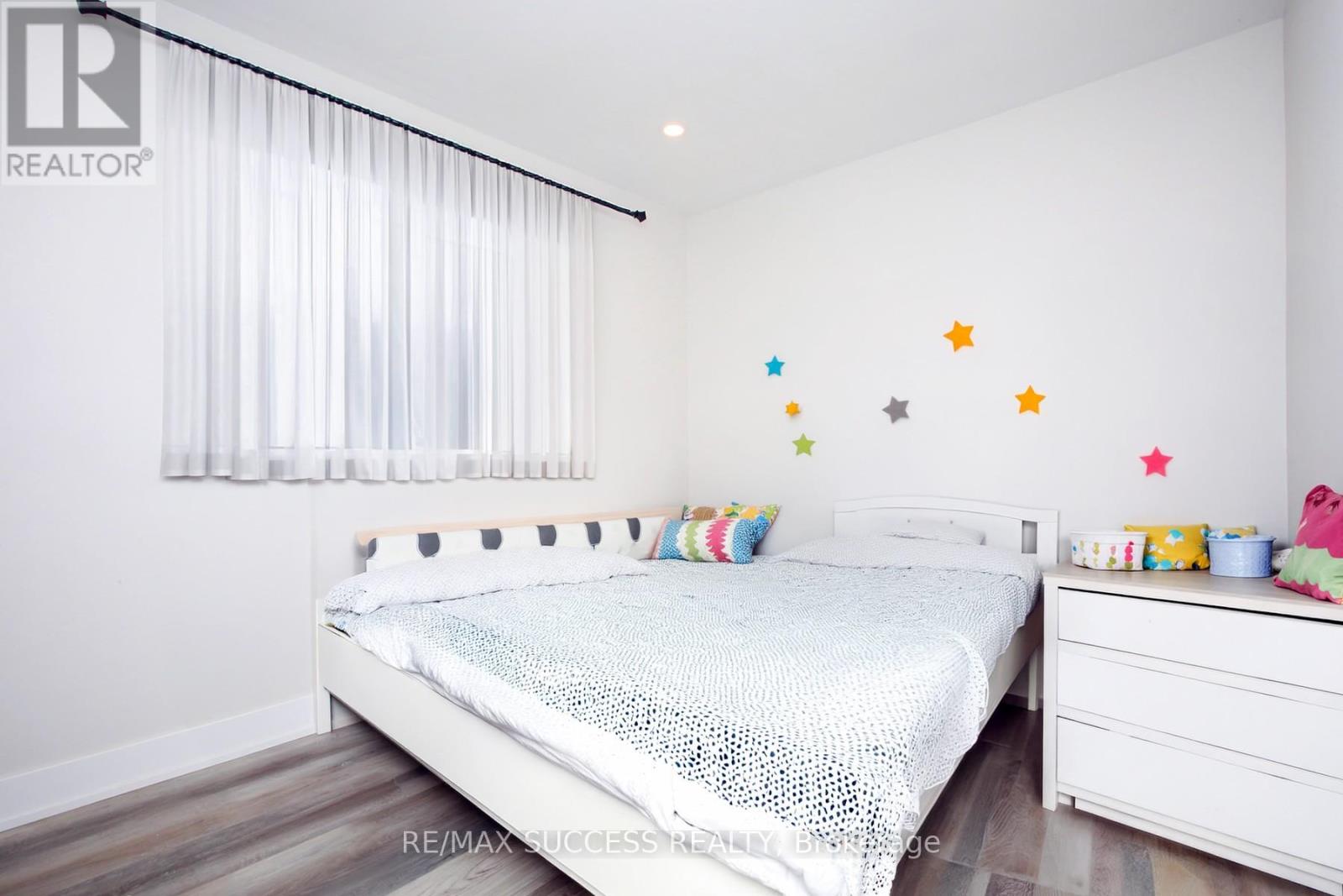 33 Shadyside Avenue, Hamilton, Ontario  L8V 3E2 - Photo 25 - X12967120