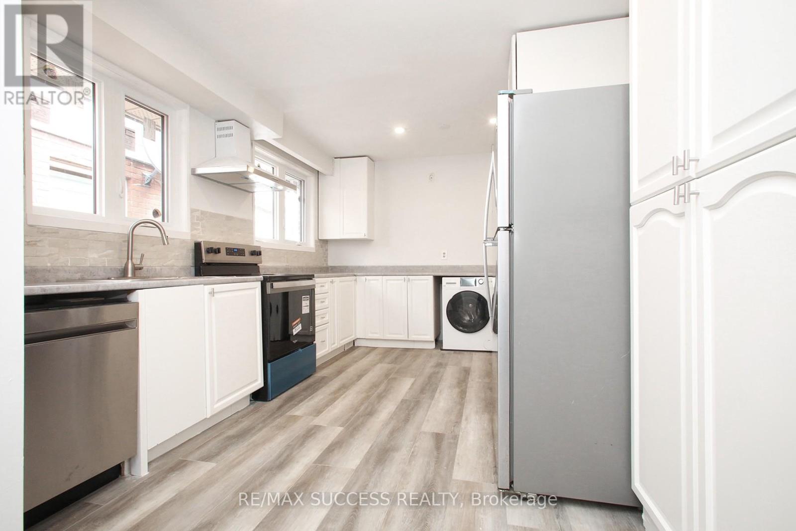 33 Shadyside Avenue, Hamilton, Ontario  L8V 3E2 - Photo 12 - X12967120