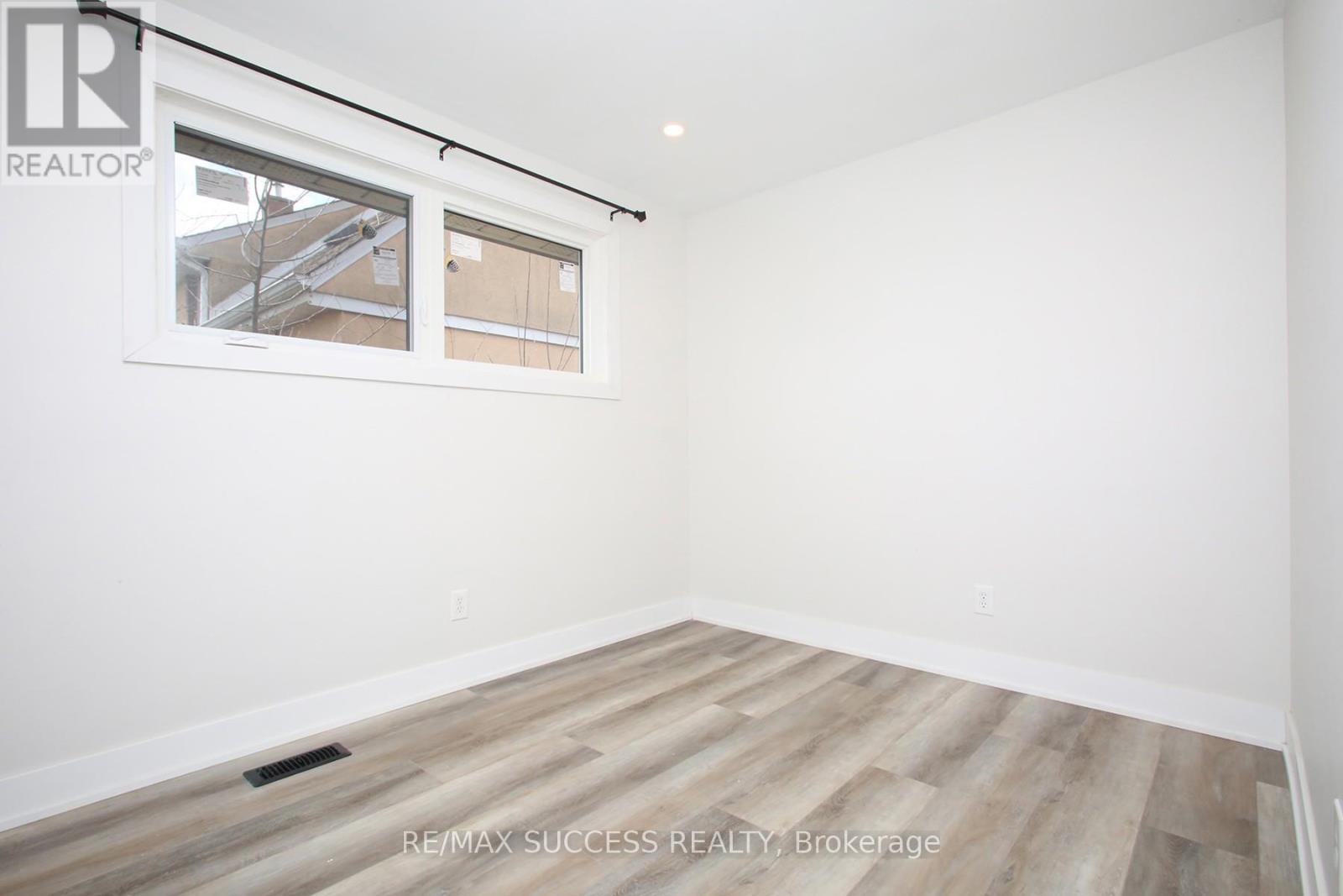 33 Shadyside Avenue, Hamilton, Ontario  L8V 3E2 - Photo 26 - X12967120