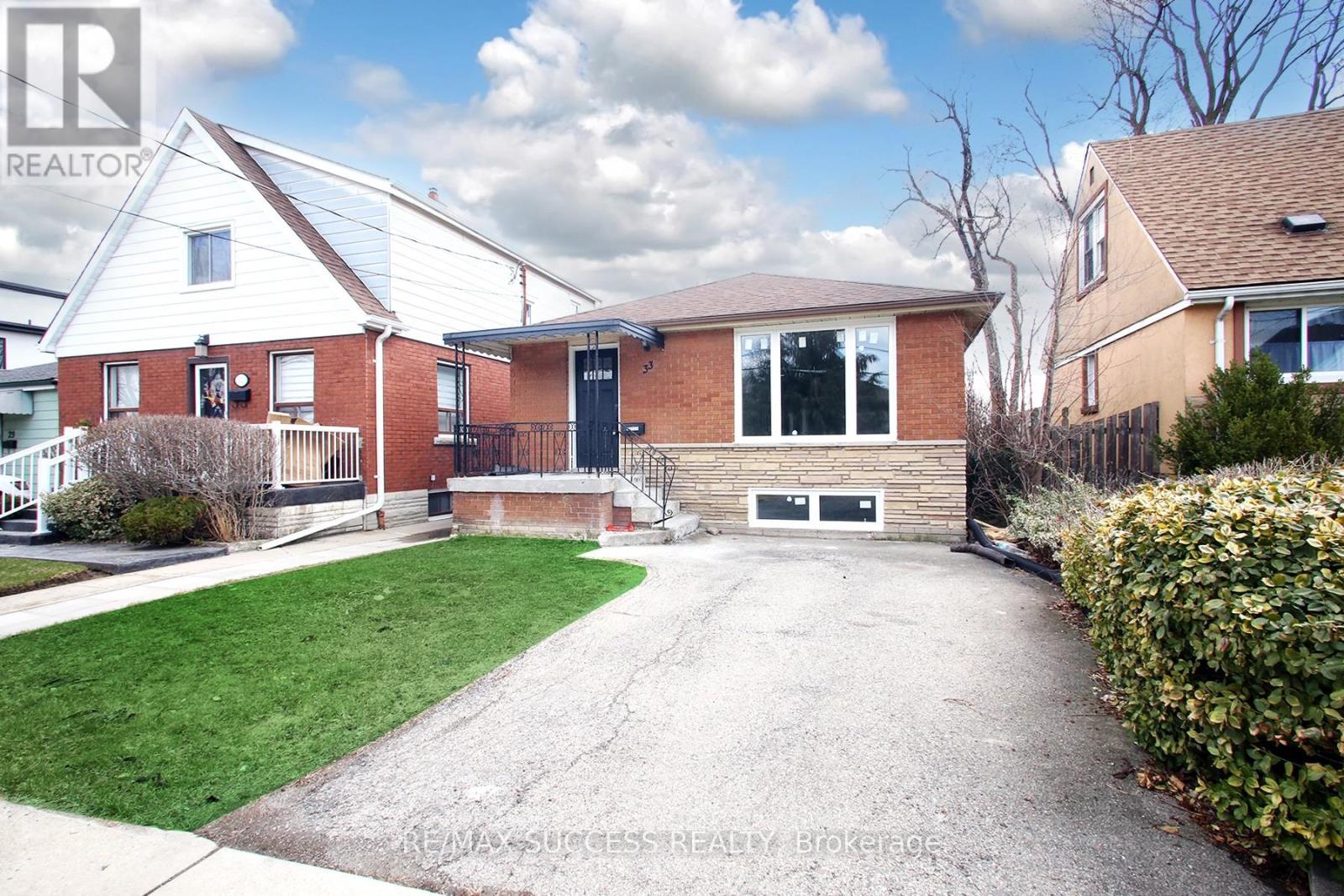 33 Shadyside Avenue, Hamilton, Ontario  L8V 3E2 - Photo 2 - X12967120