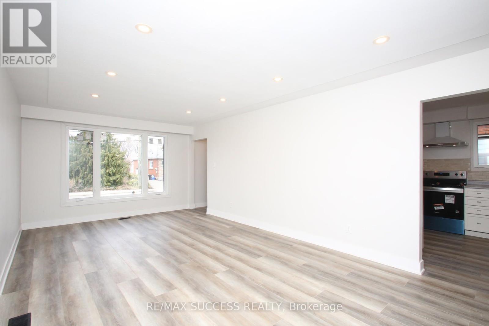 33 Shadyside Avenue, Hamilton, Ontario  L8V 3E2 - Photo 10 - X12967120