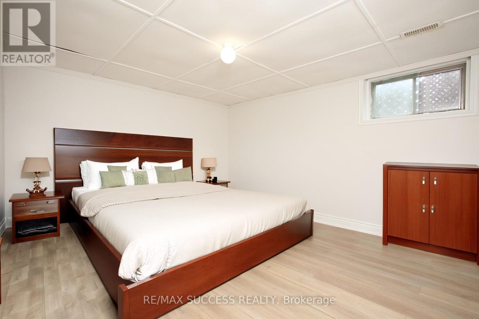 33 Shadyside Avenue, Hamilton, Ontario  L8V 3E2 - Photo 39 - X12967120