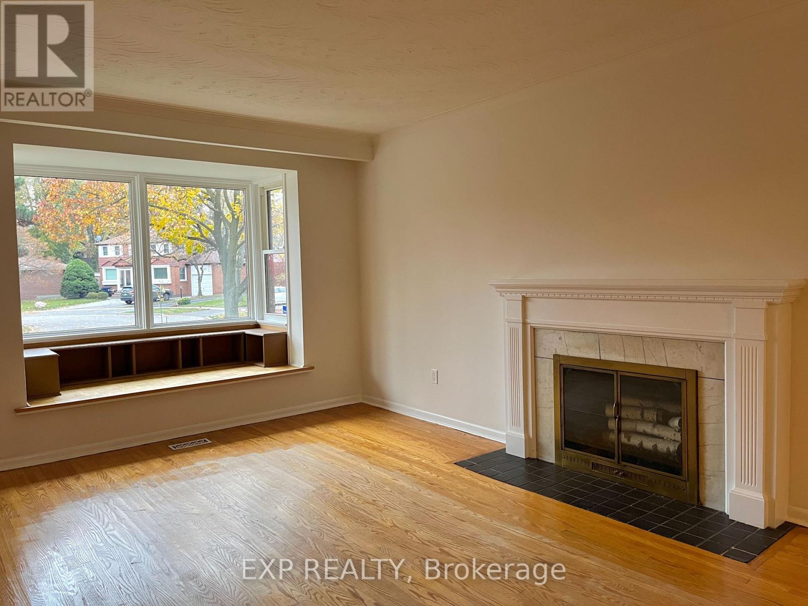 61 Richbourne Court, Toronto, Ontario  M1T 1T5 - Photo 10 - E12991712