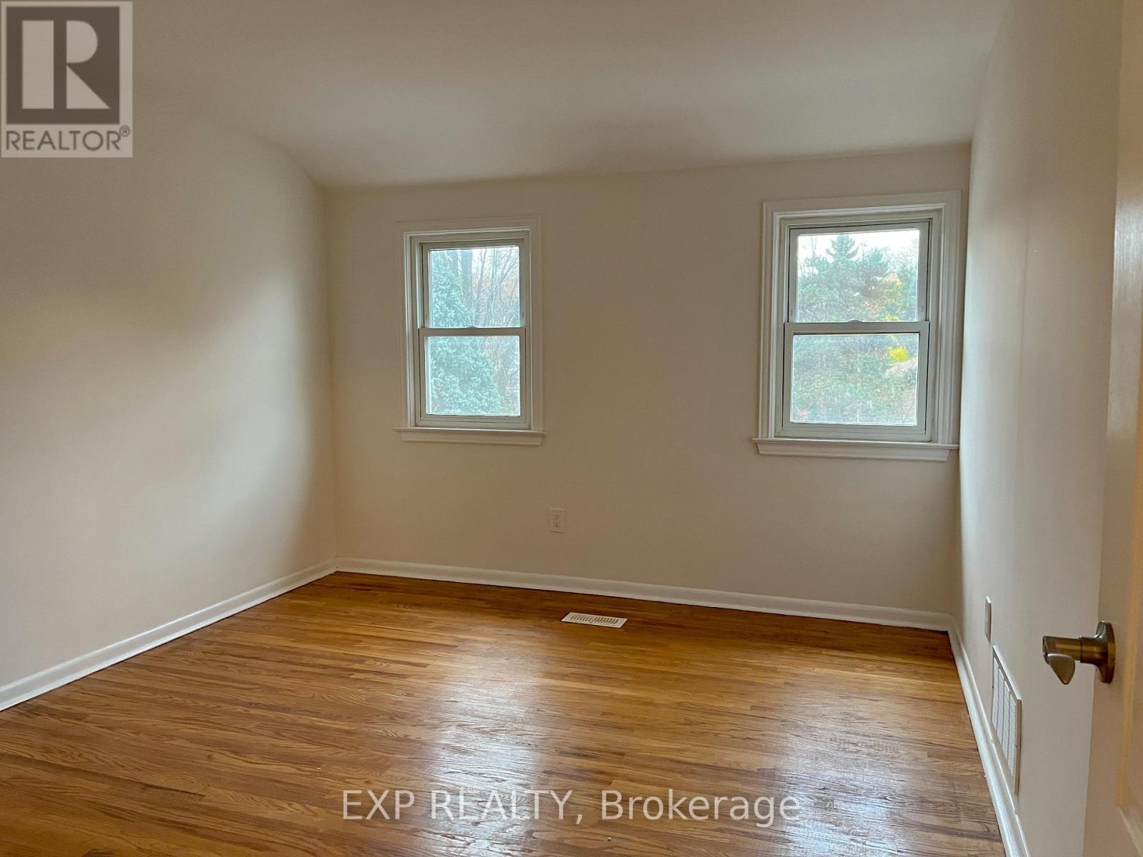 61 Richbourne Court, Toronto, Ontario  M1T 1T5 - Photo 11 - E12991712