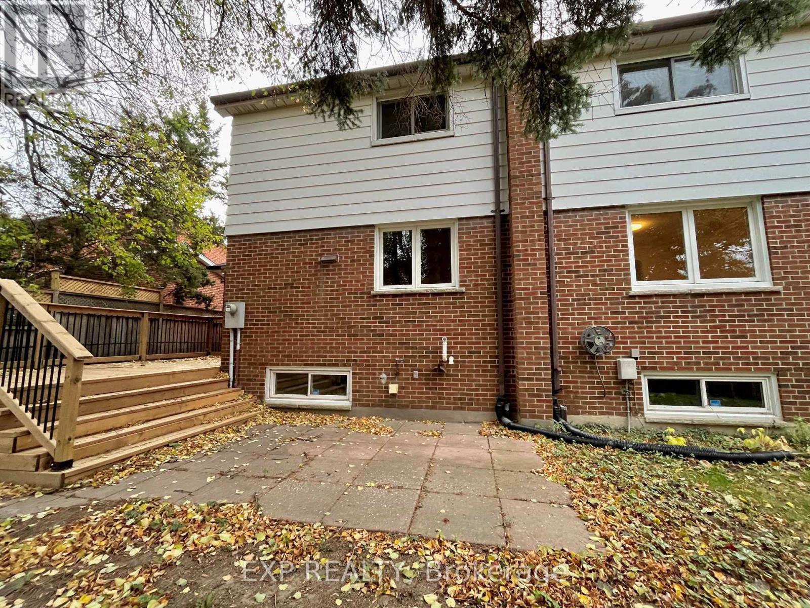 61 Richbourne Court, Toronto, Ontario  M1T 1T5 - Photo 15 - E12991712