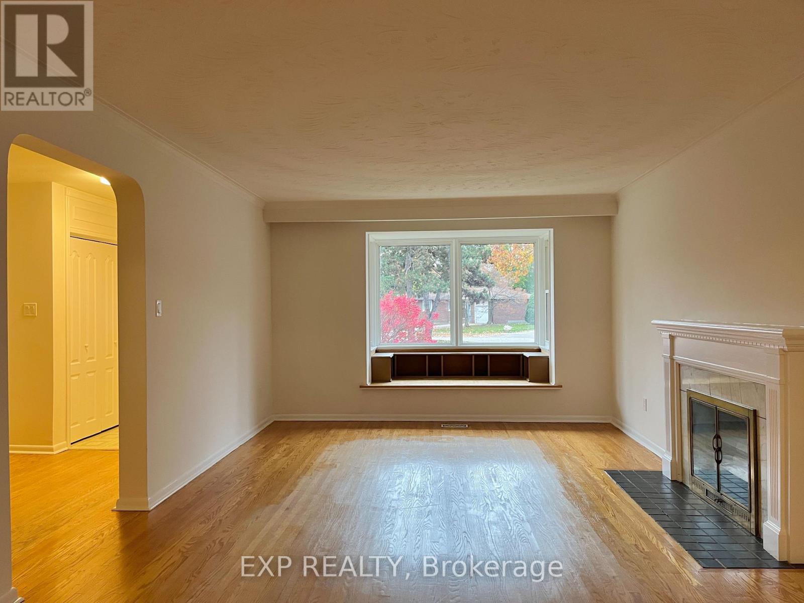 61 Richbourne Court, Toronto, Ontario  M1T 1T5 - Photo 6 - E12991712