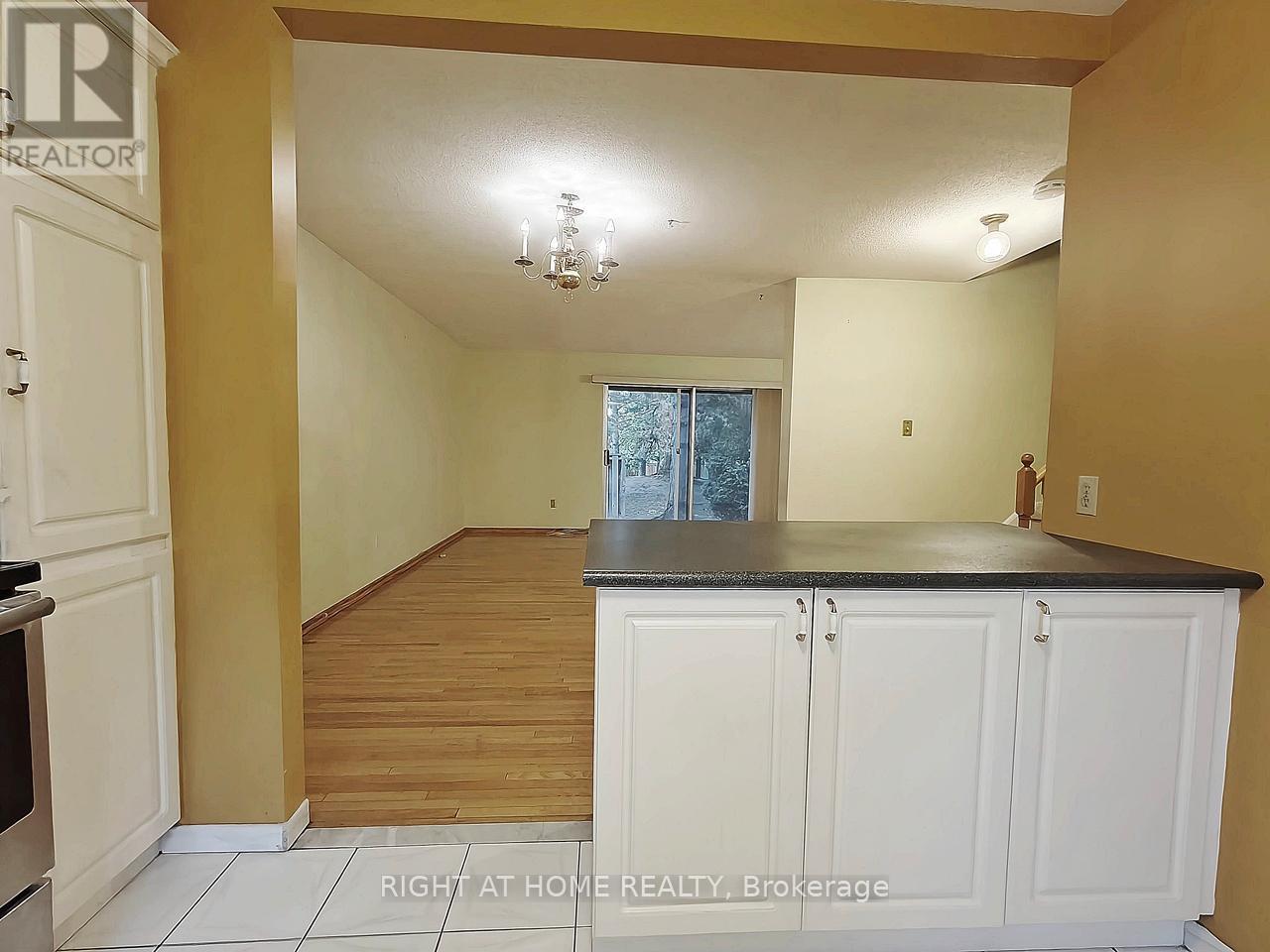 61 - 15 Brimwood Boulevard, Toronto, Ontario  M1V 1E1 - Photo 11 - E12991728