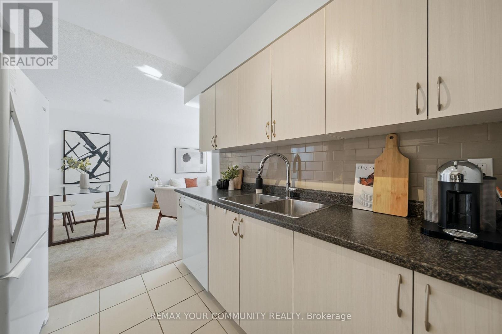 407 - 8 Trent Avenue, Toronto, Ontario  M4C 0A6 - Photo 21 - E12991842