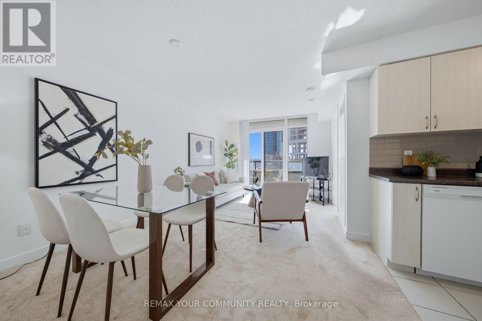 407 - 8 Trent Avenue, Toronto, Ontario  M4C 0A6 - Photo 8 - E12991842