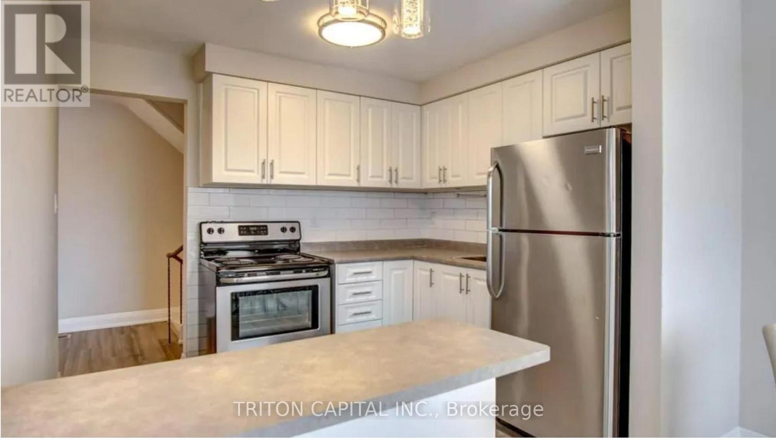 6 - 145 Elinor Avenue, Toronto, Ontario  M1R 3H5 - Photo 3 - E12991894