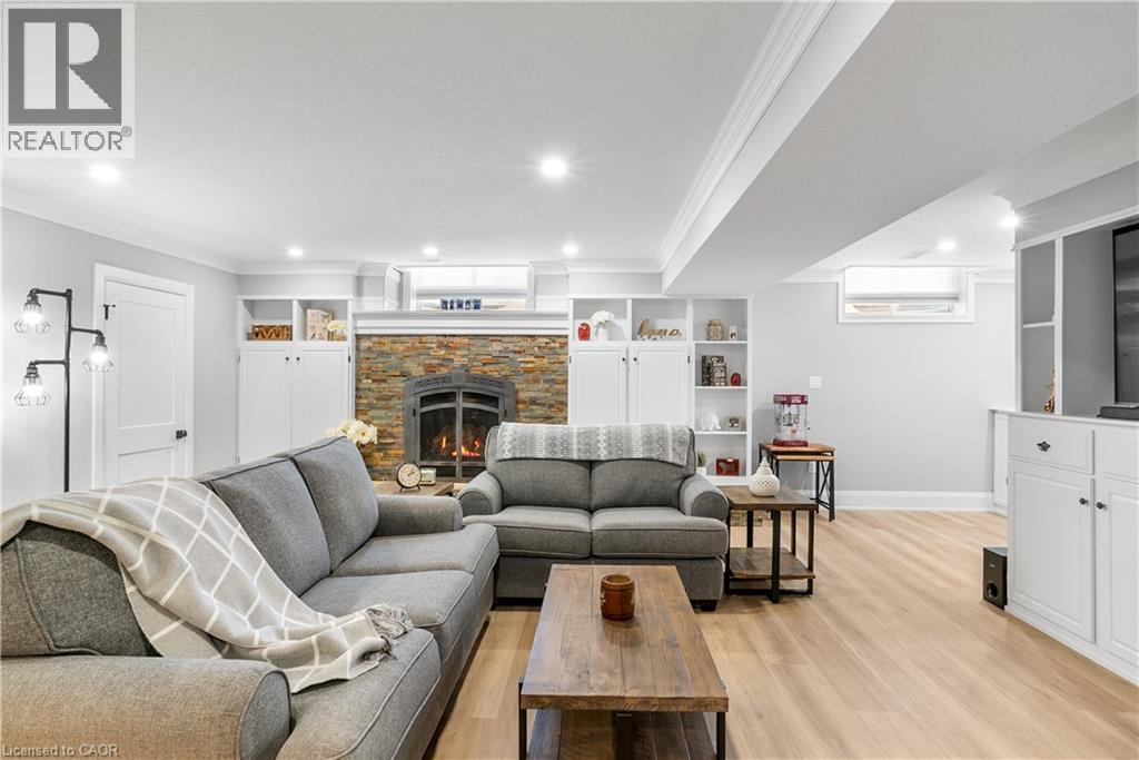 2 Cloverlea Crescent, St. George, Ontario  N0E 1N0 - Photo 34 - 40803868