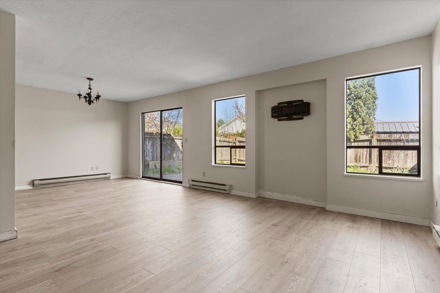 8547 Mccutcheon Avenue, Chilliwack Proper South, Chilliwack, British Columbia  V2P 7L3 - Photo 5 - R3110328