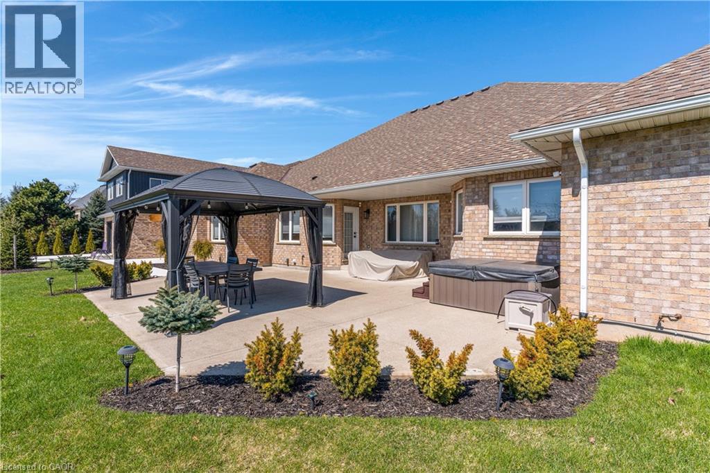 2 Cloverlea Crescent, St. George, Ontario  N0E 1N0 - Photo 48 - 40803868