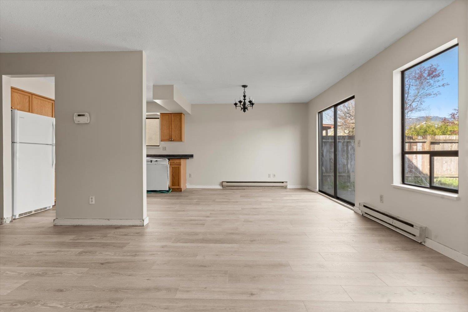 8547 Mccutcheon Avenue, Chilliwack Proper South, Chilliwack, British Columbia  V2P 7L3 - Photo 9 - R3110328