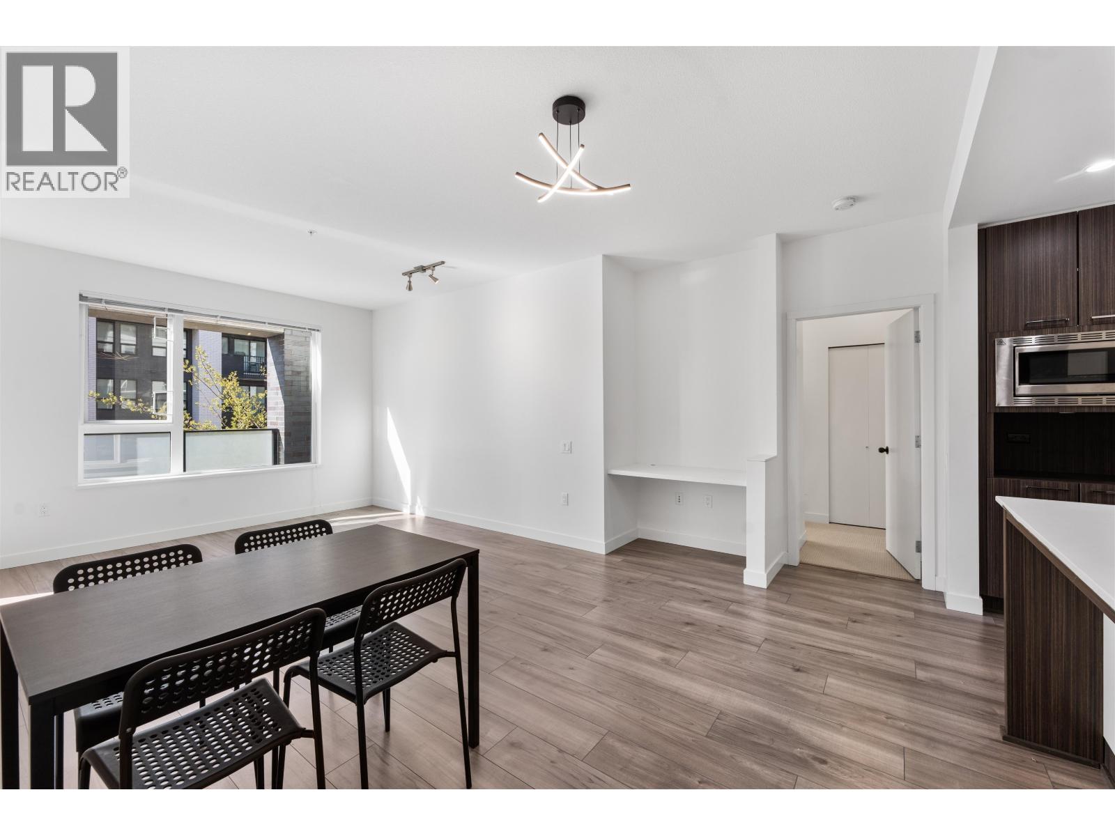 209 9250 University High Street, Burnaby, British Columbia  V5A 0B3 - Photo 5 - R3110287