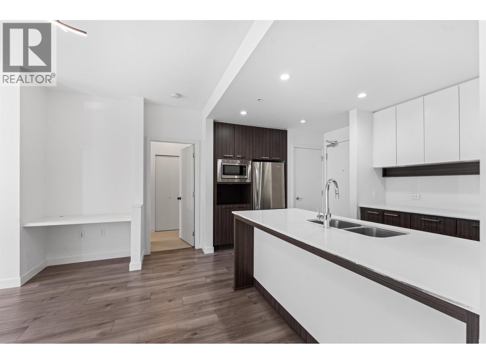 209 9250 University High Street, Burnaby, British Columbia  V5A 0B3 - Photo 12 - R3110287