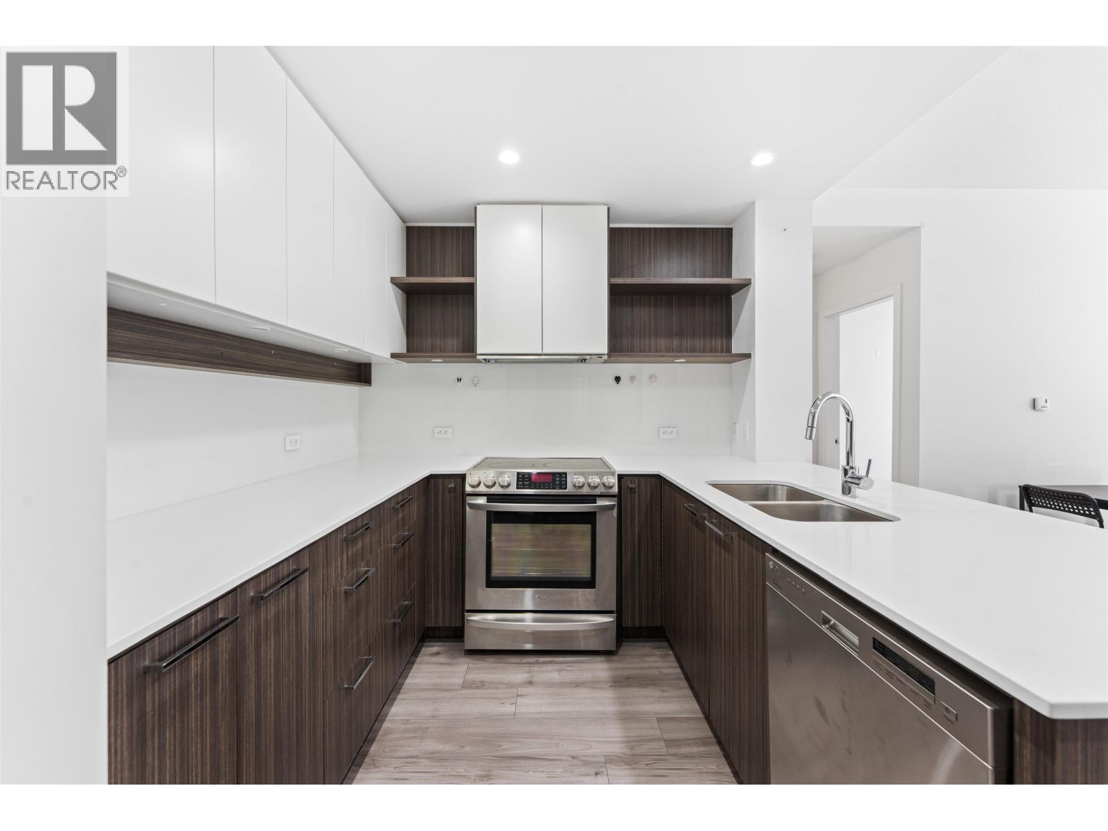 209 9250 University High Street, Burnaby, British Columbia  V5A 0B3 - Photo 10 - R3110287