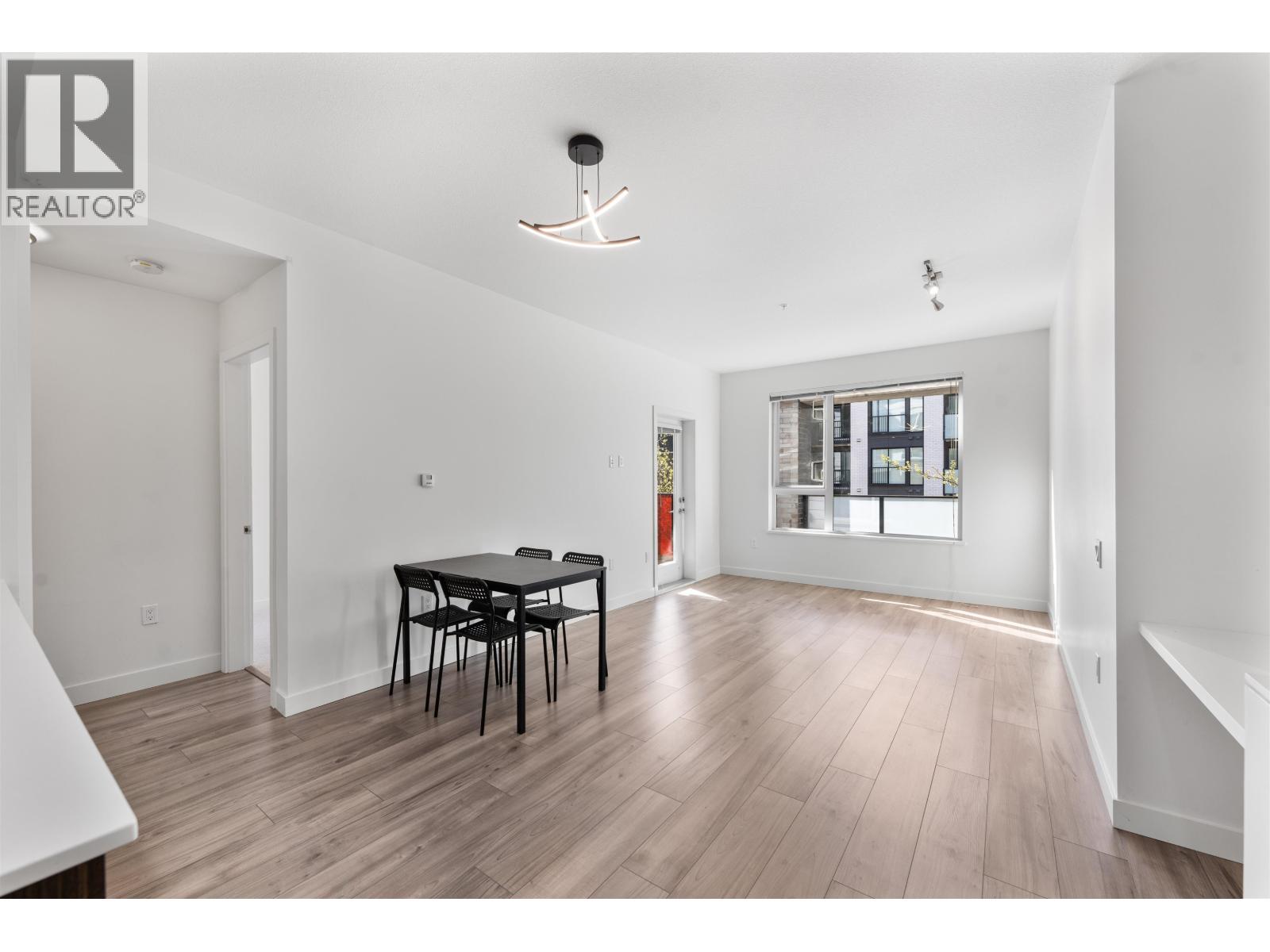 209 9250 University High Street, Burnaby, British Columbia  V5A 0B3 - Photo 7 - R3110287