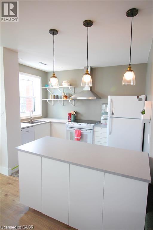 130 Caroline Street S Unit# 2, Hamilton, Ontario  L8P 3K8 - Photo 2 - 40820091