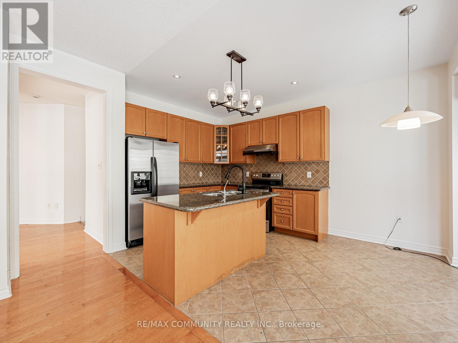 2 John Davis Gate, Whitchurch-Stouffville, Ontario  L4A 0B6 - Photo 18 - N12991690