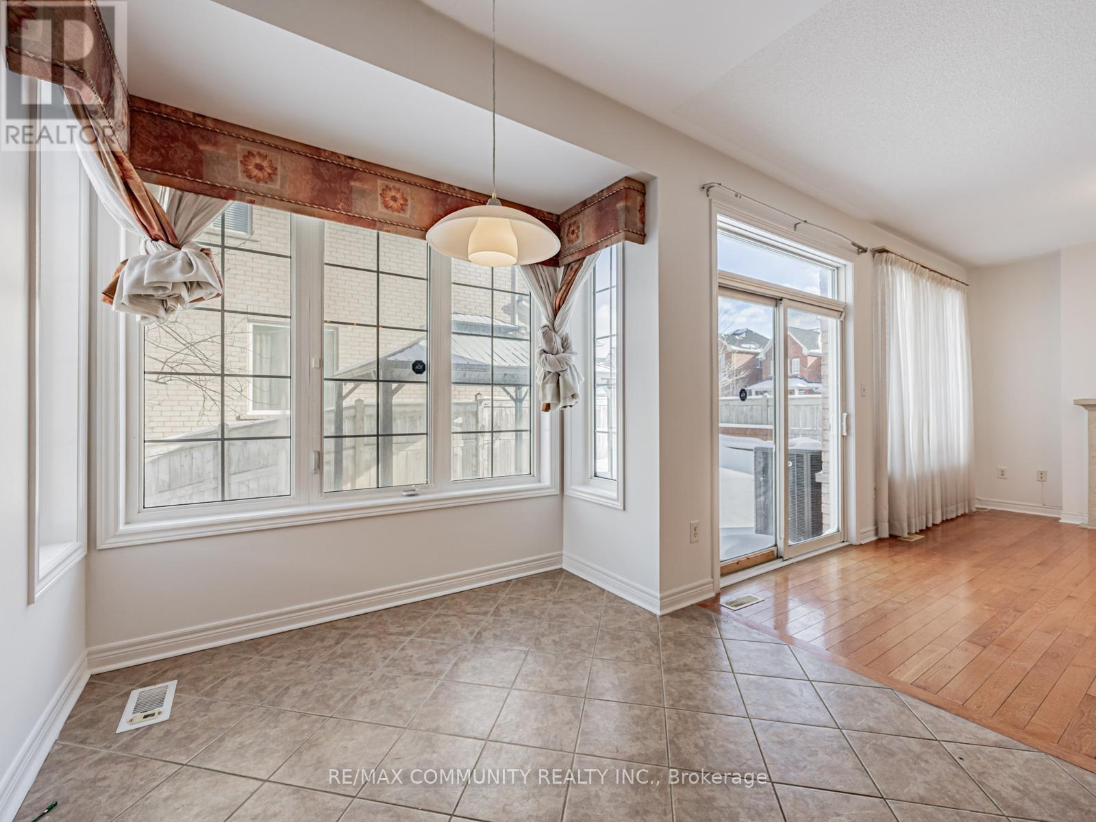 2 John Davis Gate, Whitchurch-Stouffville, Ontario  L4A 0B6 - Photo 21 - N12991690