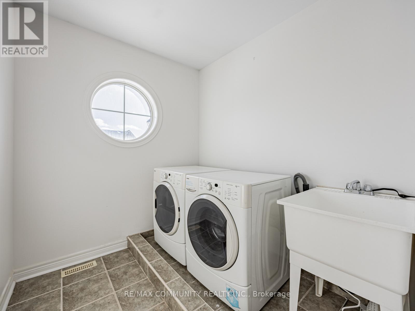 2 John Davis Gate, Whitchurch-Stouffville, Ontario  L4A 0B6 - Photo 24 - N12991690