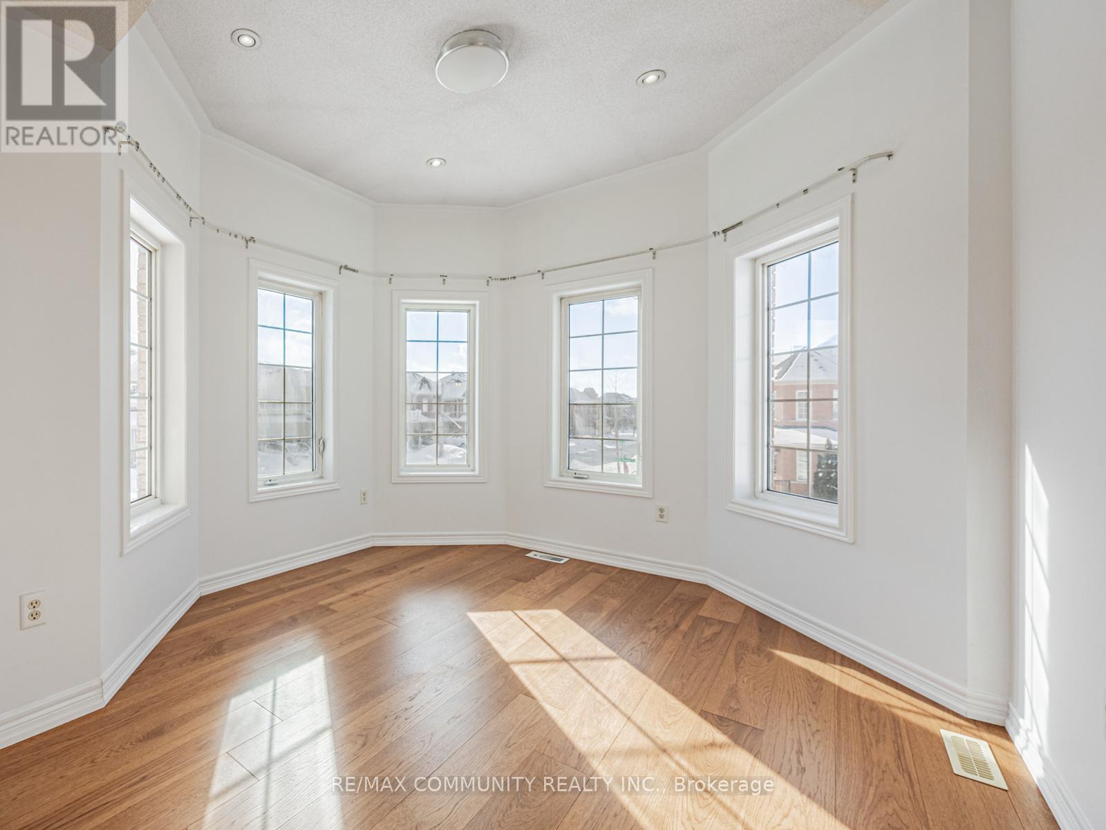 2 John Davis Gate, Whitchurch-Stouffville, Ontario  L4A 0B6 - Photo 25 - N12991690