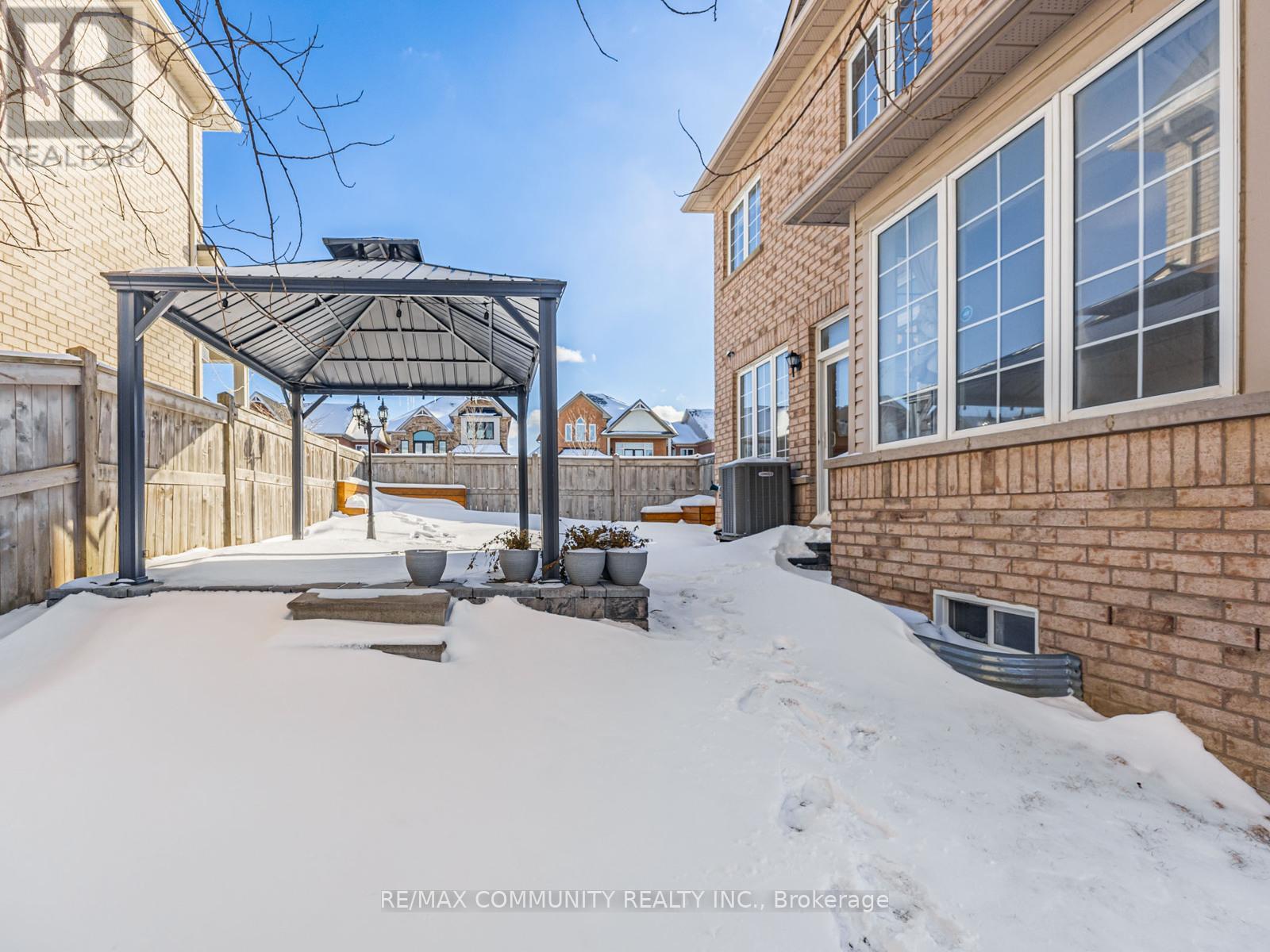 2 John Davis Gate, Whitchurch-Stouffville, Ontario  L4A 0B6 - Photo 38 - N12991690