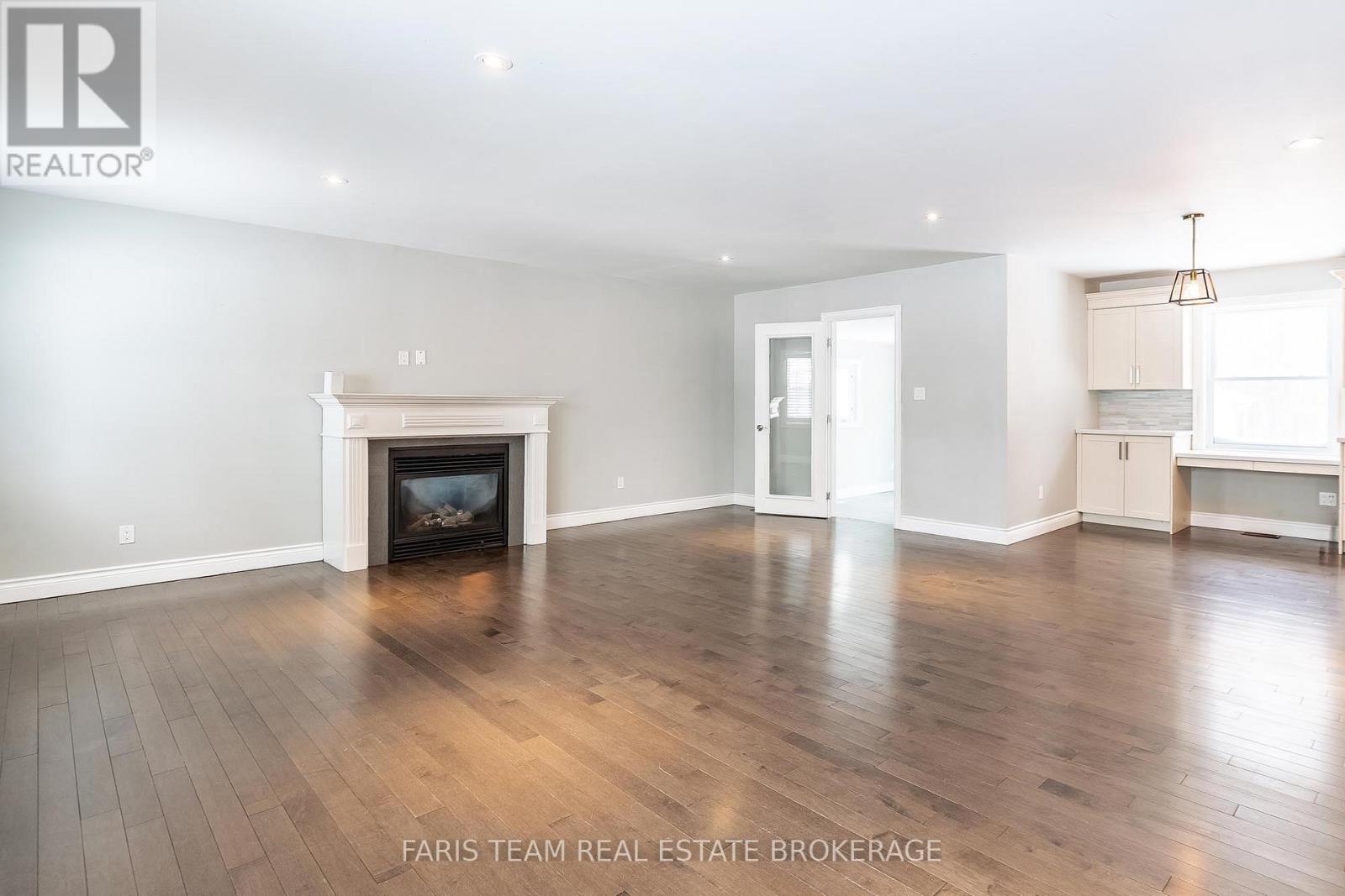 7349 County Road 14, Adjala-Tosorontio, Ontario  L0G 1W0 - Photo 12 - N12991752