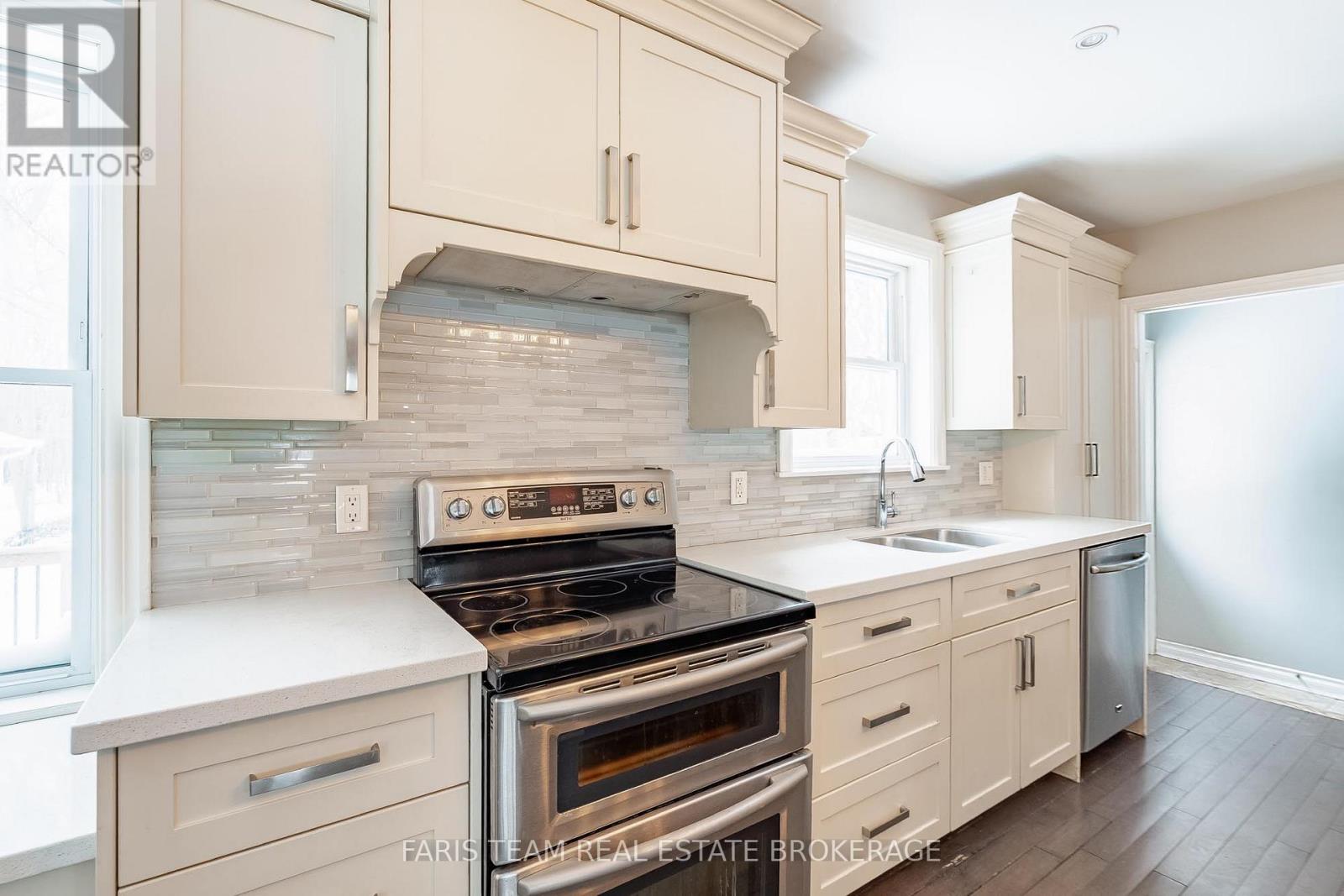 7349 County Road 14, Adjala-Tosorontio, Ontario  L0G 1W0 - Photo 7 - N12991752