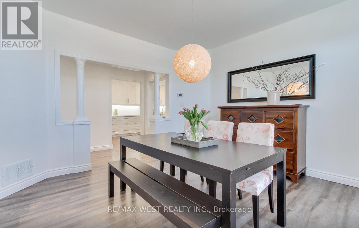 2 Sgotto Boulevard, Vaughan, Ontario  L4H 1X1 - Photo 10 - N12991754