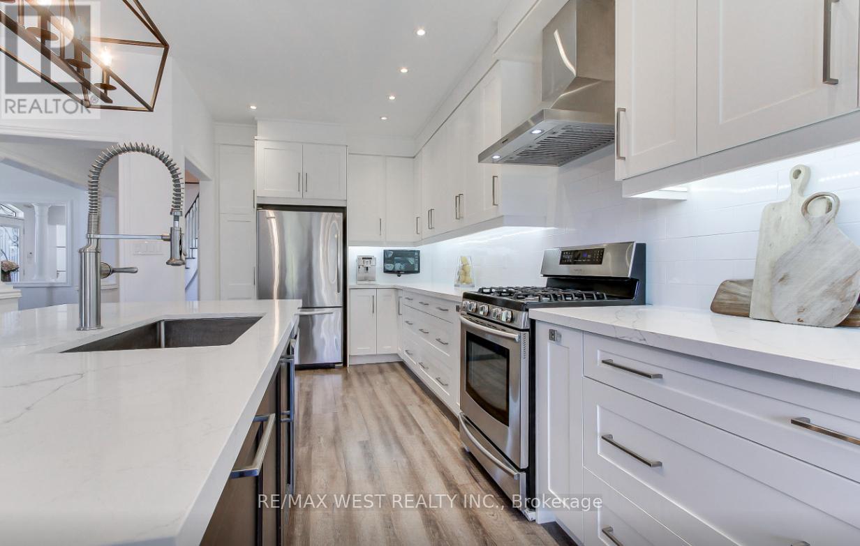 2 Sgotto Boulevard, Vaughan, Ontario  L4H 1X1 - Photo 14 - N12991754